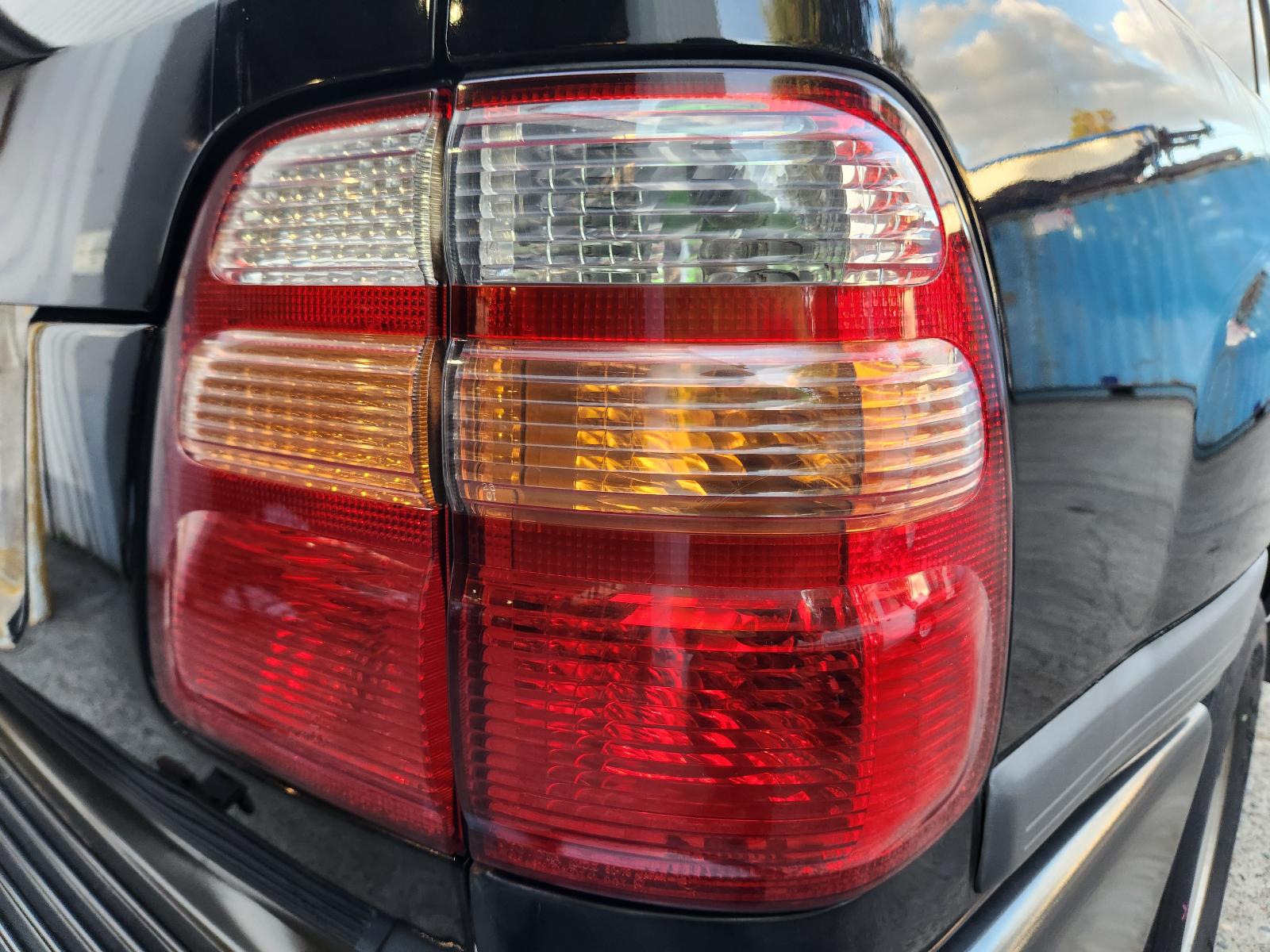 View Toyota Landcruiser 2001 4 Door Station Wagon