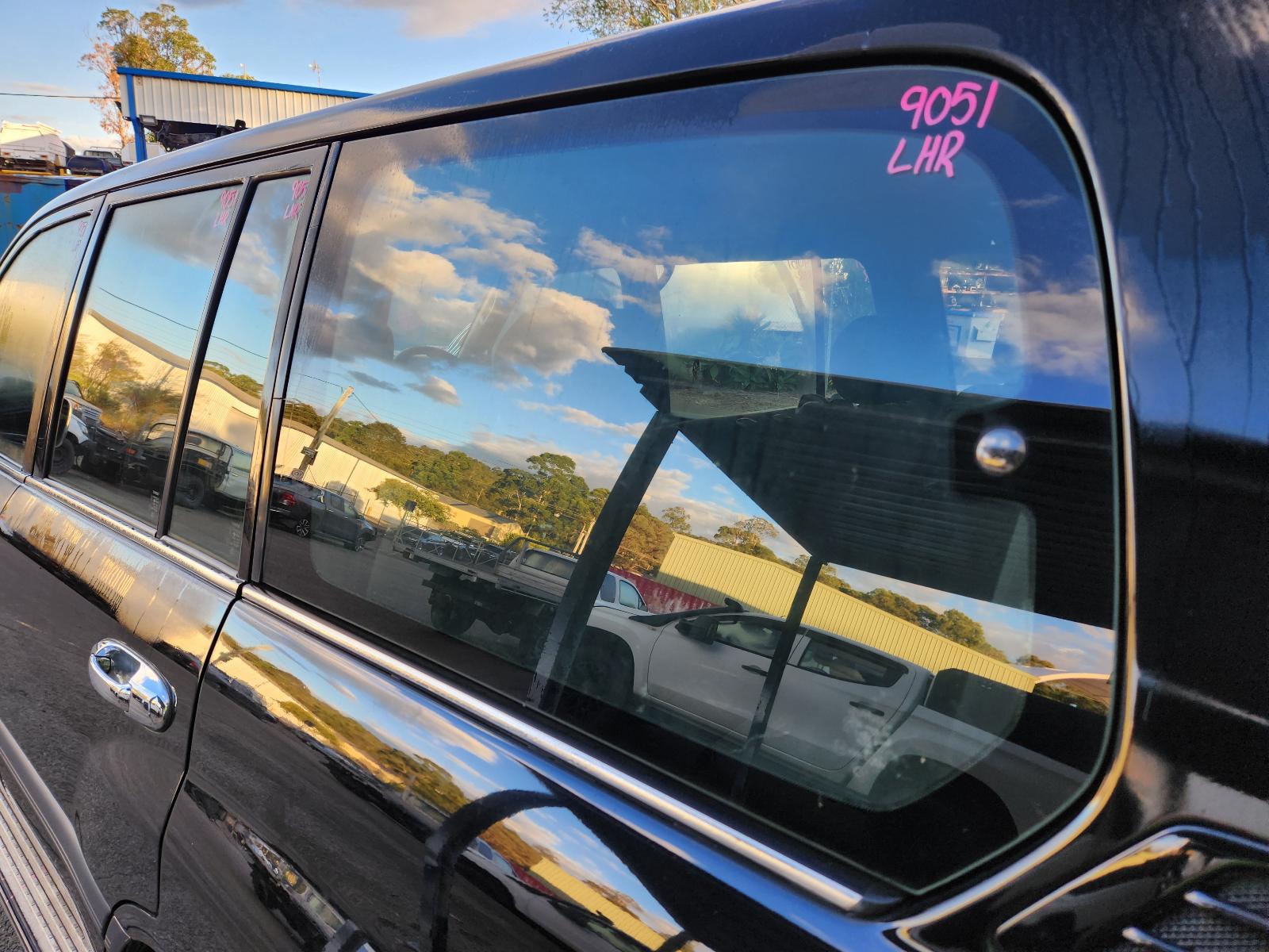 View Toyota Landcruiser 2001 4 Door Station Wagon