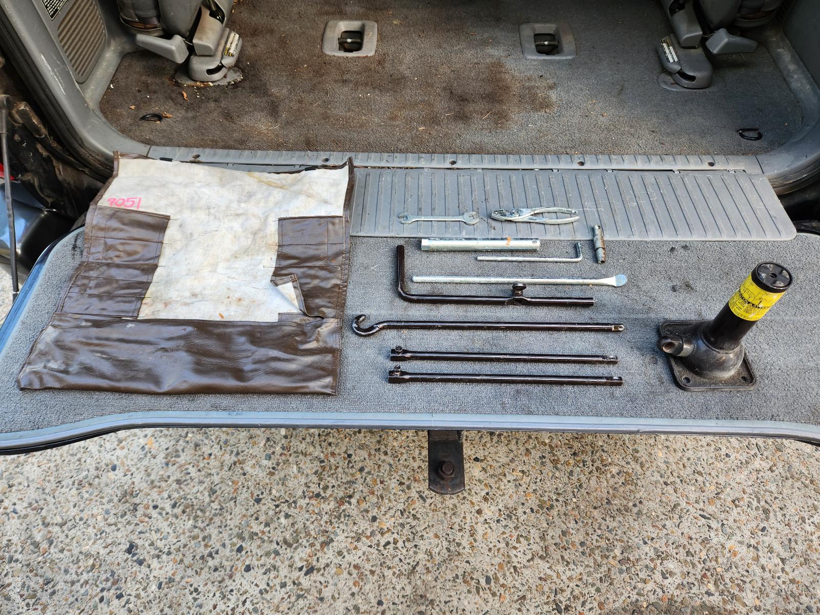 View Toyota Landcruiser 2001 4 Door Station Wagon