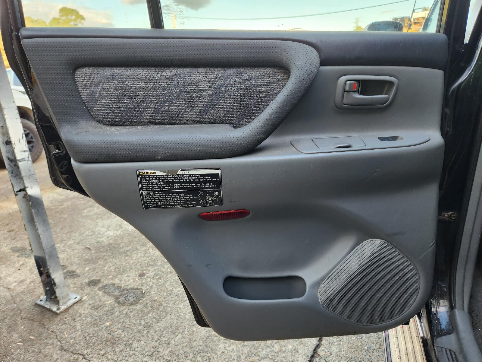 View Toyota Landcruiser 2001 4 Door Station Wagon