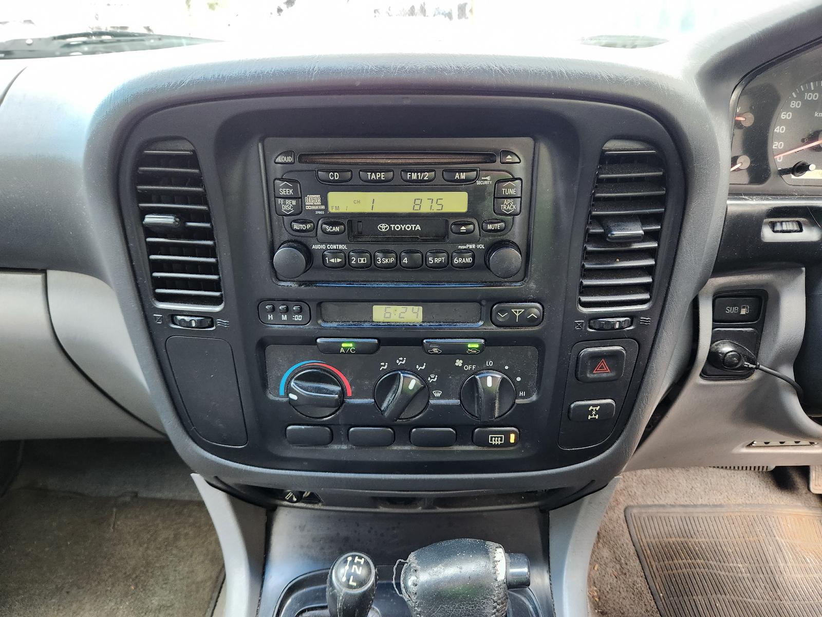 View Toyota Landcruiser 2001 4 Door Station Wagon