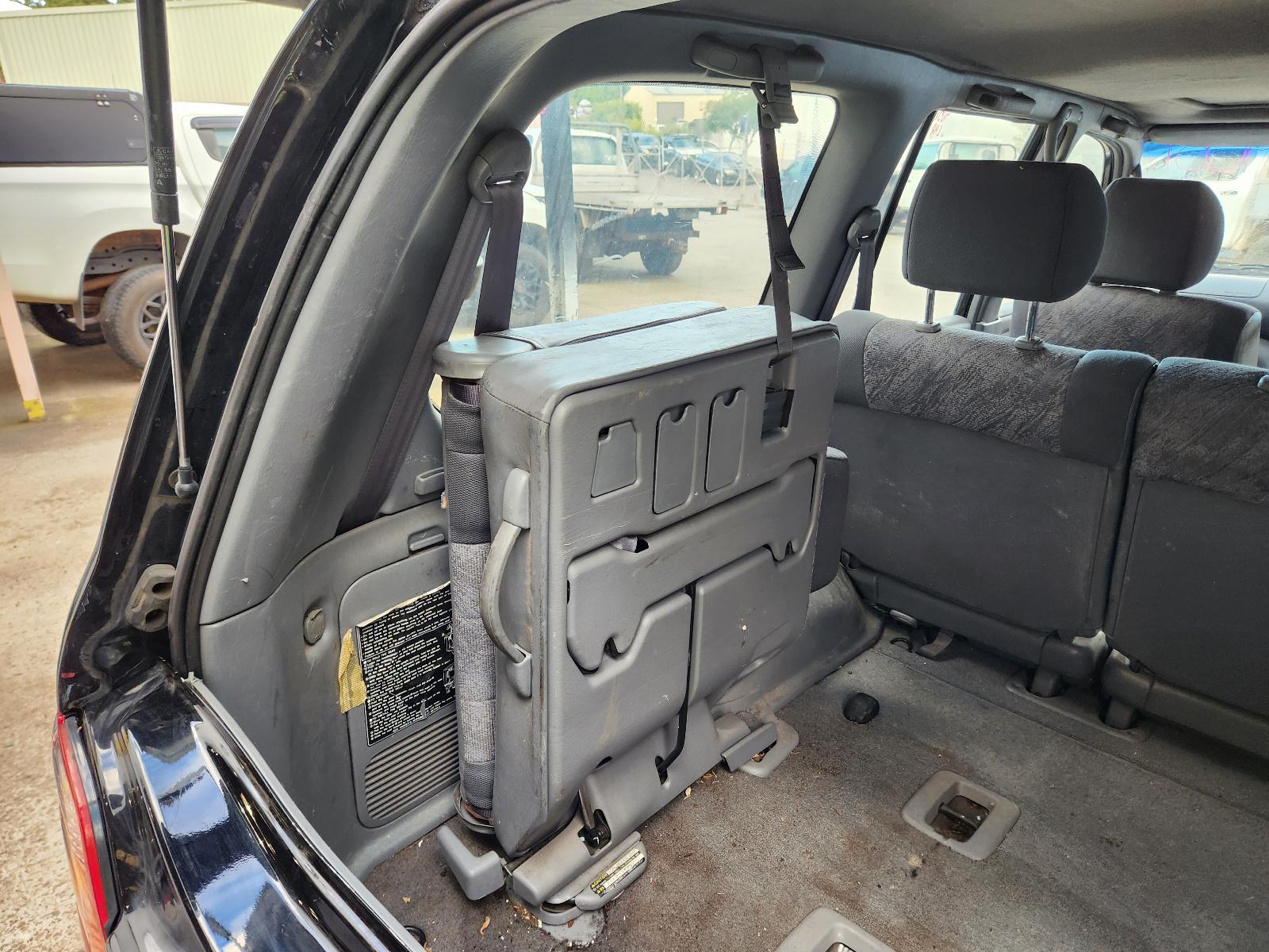 View Toyota Landcruiser 2001 4 Door Station Wagon