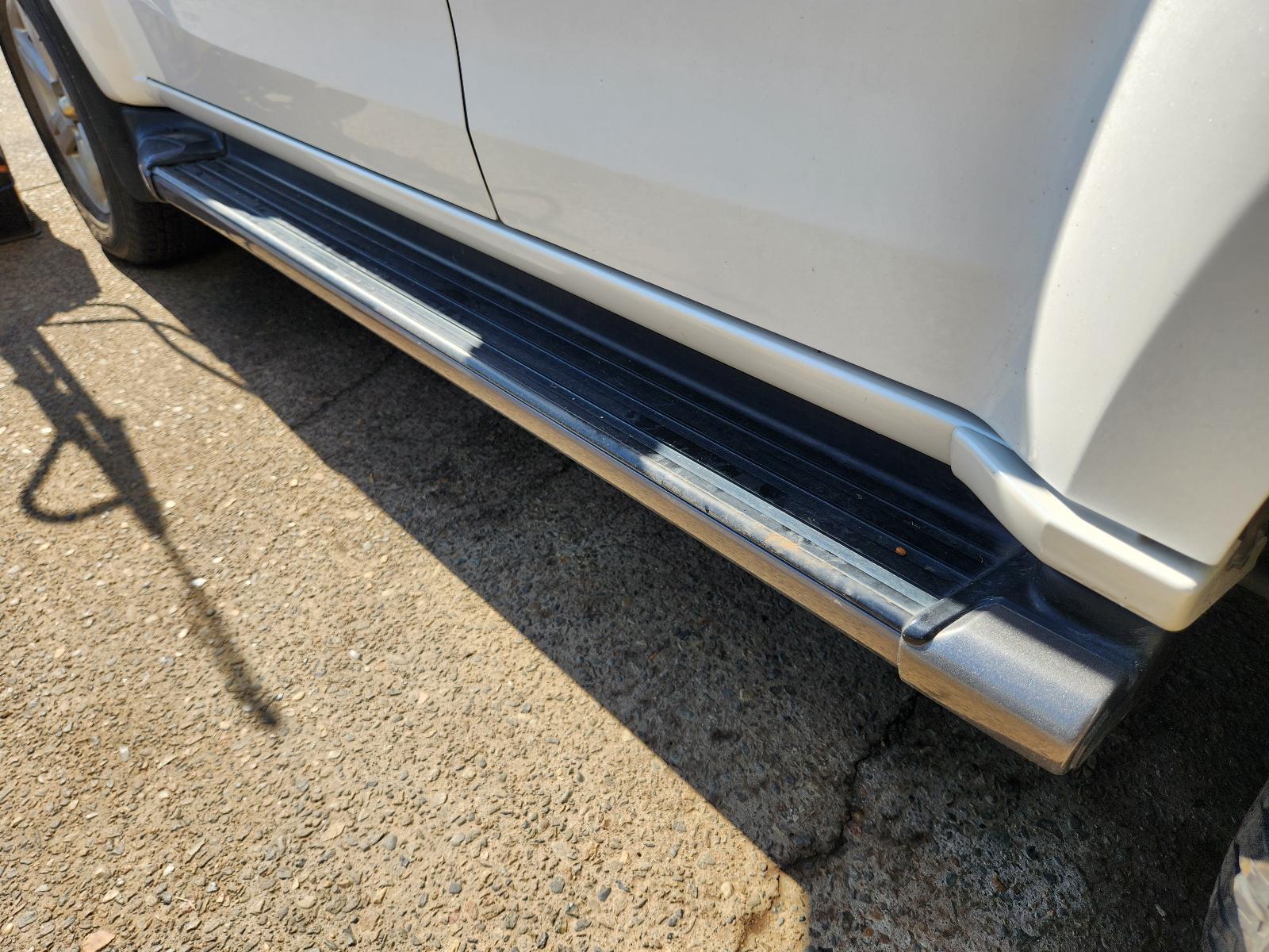 View Isuzu Mu-x 2014  