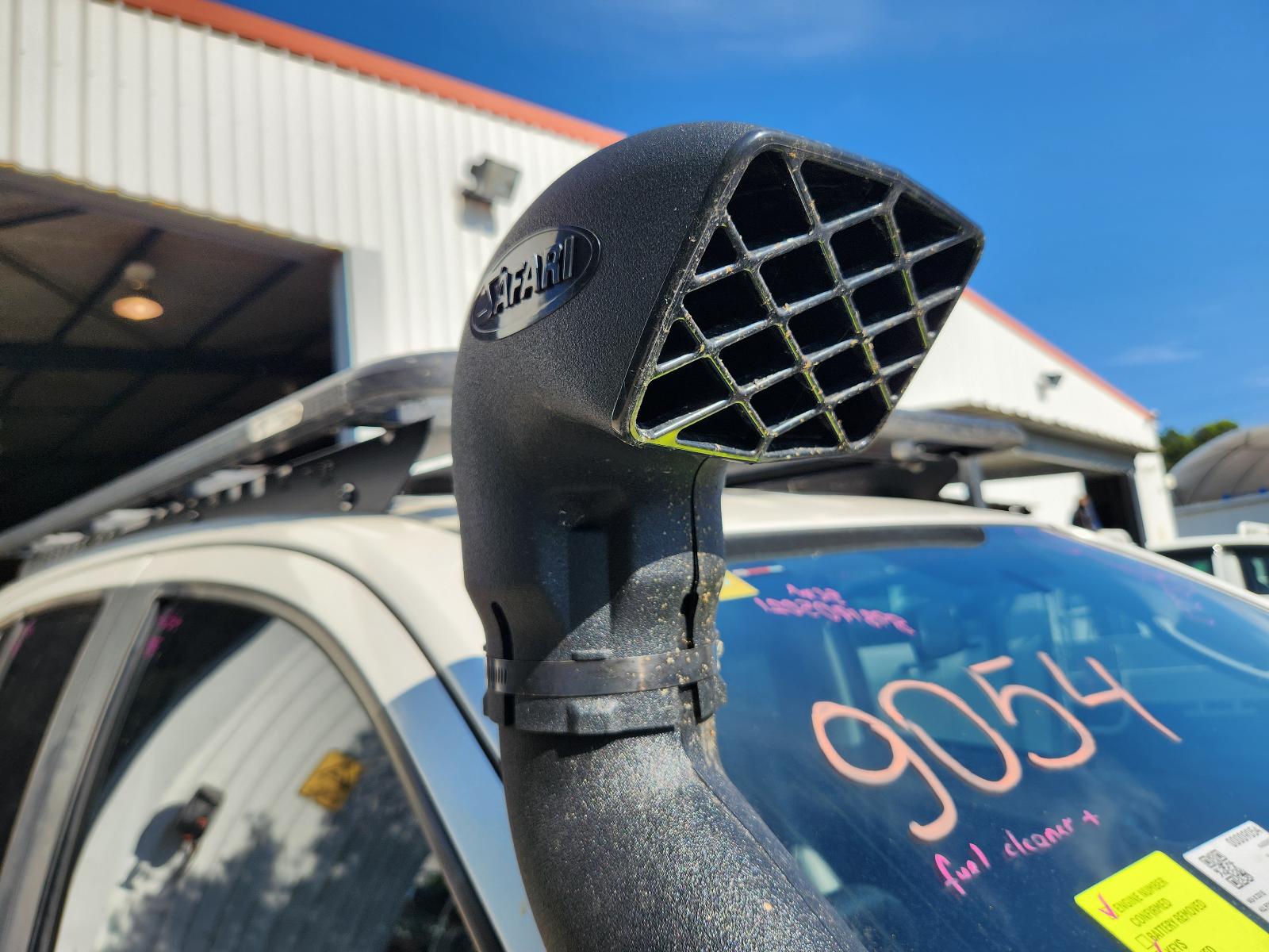 View Isuzu Mu-x 2014  