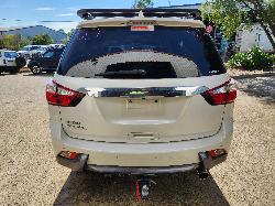 View Isuzu Mu-x 2014  