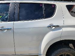 View Isuzu Mu-x 2014  