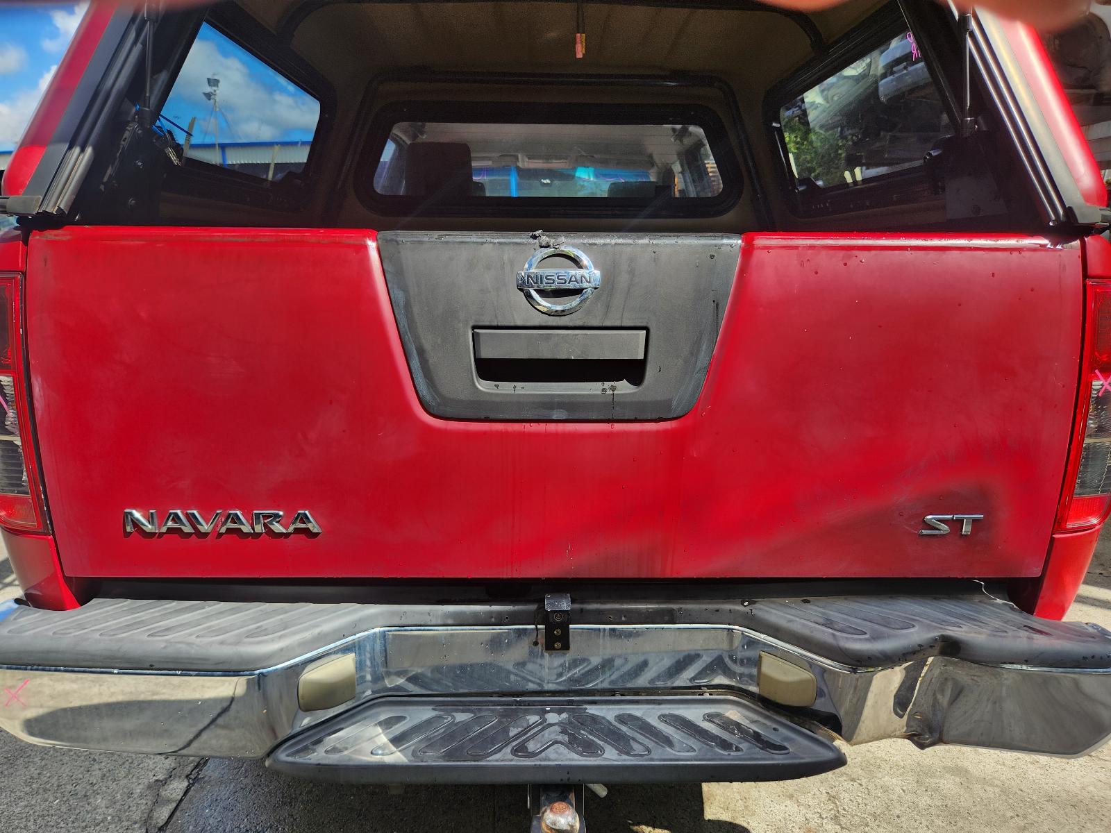 View Nissan Navara 2010 4 Door Utility