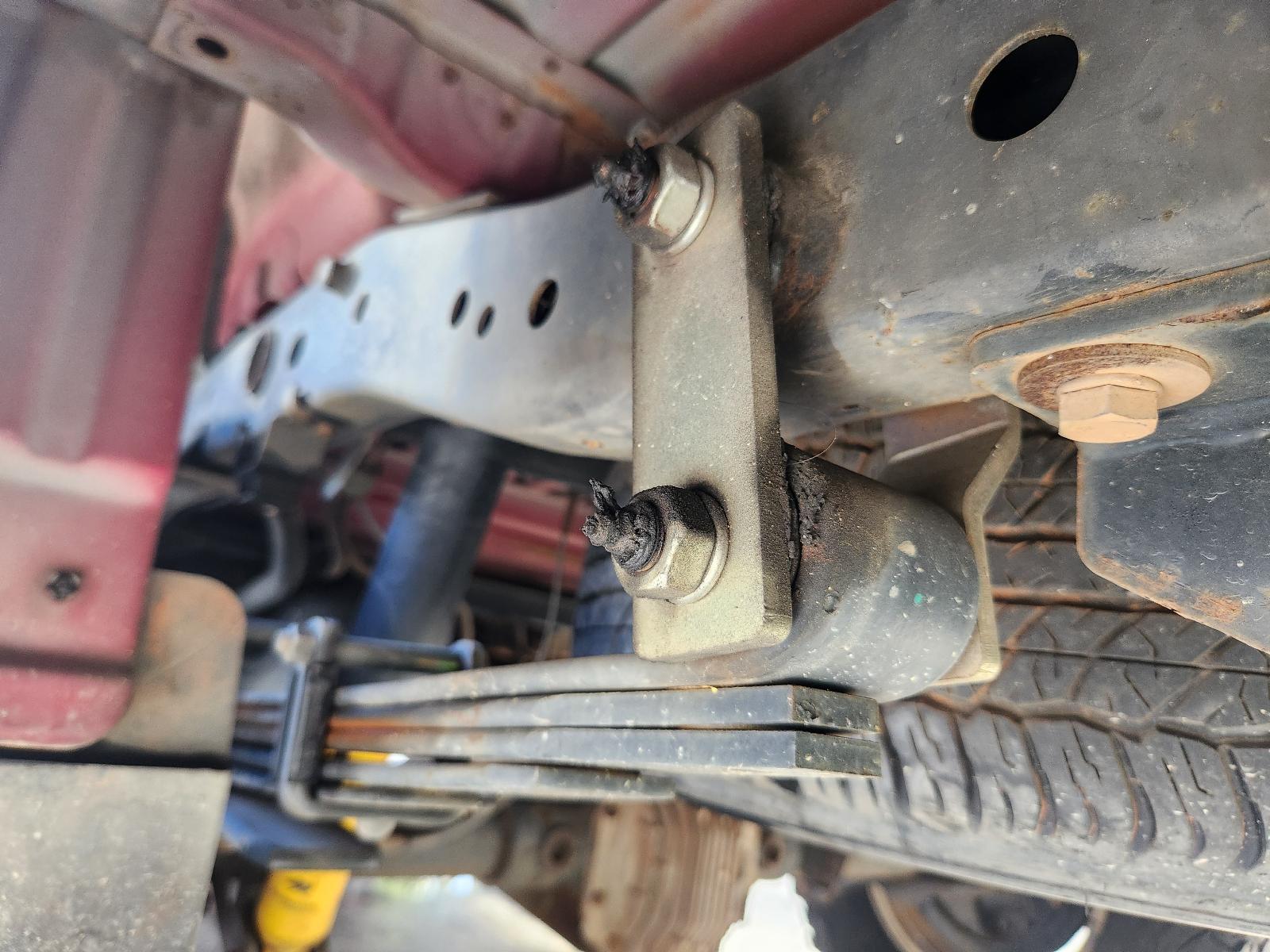 View Nissan Navara 2010 4 Door Utility