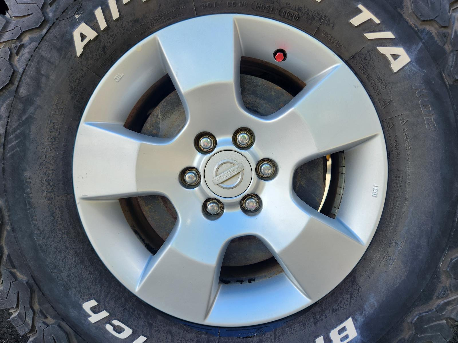 View Nissan Navara 2010 4 Door Utility