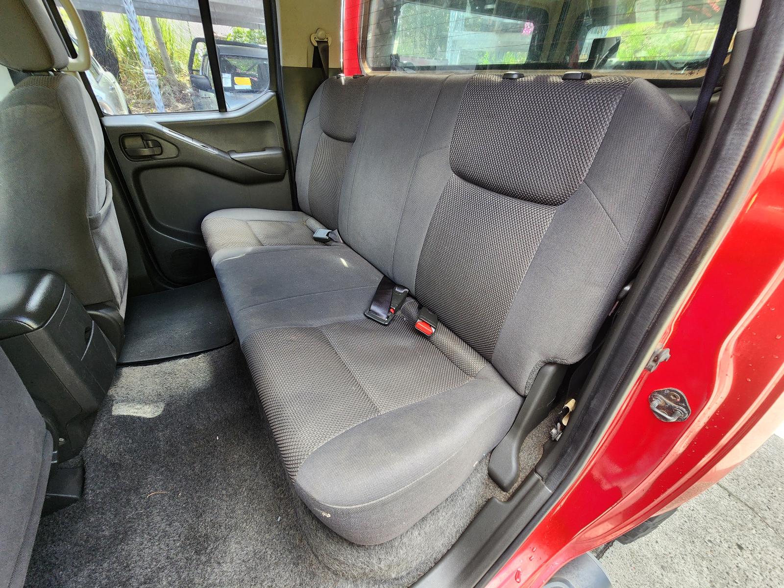 View Nissan Navara 2010 4 Door Utility