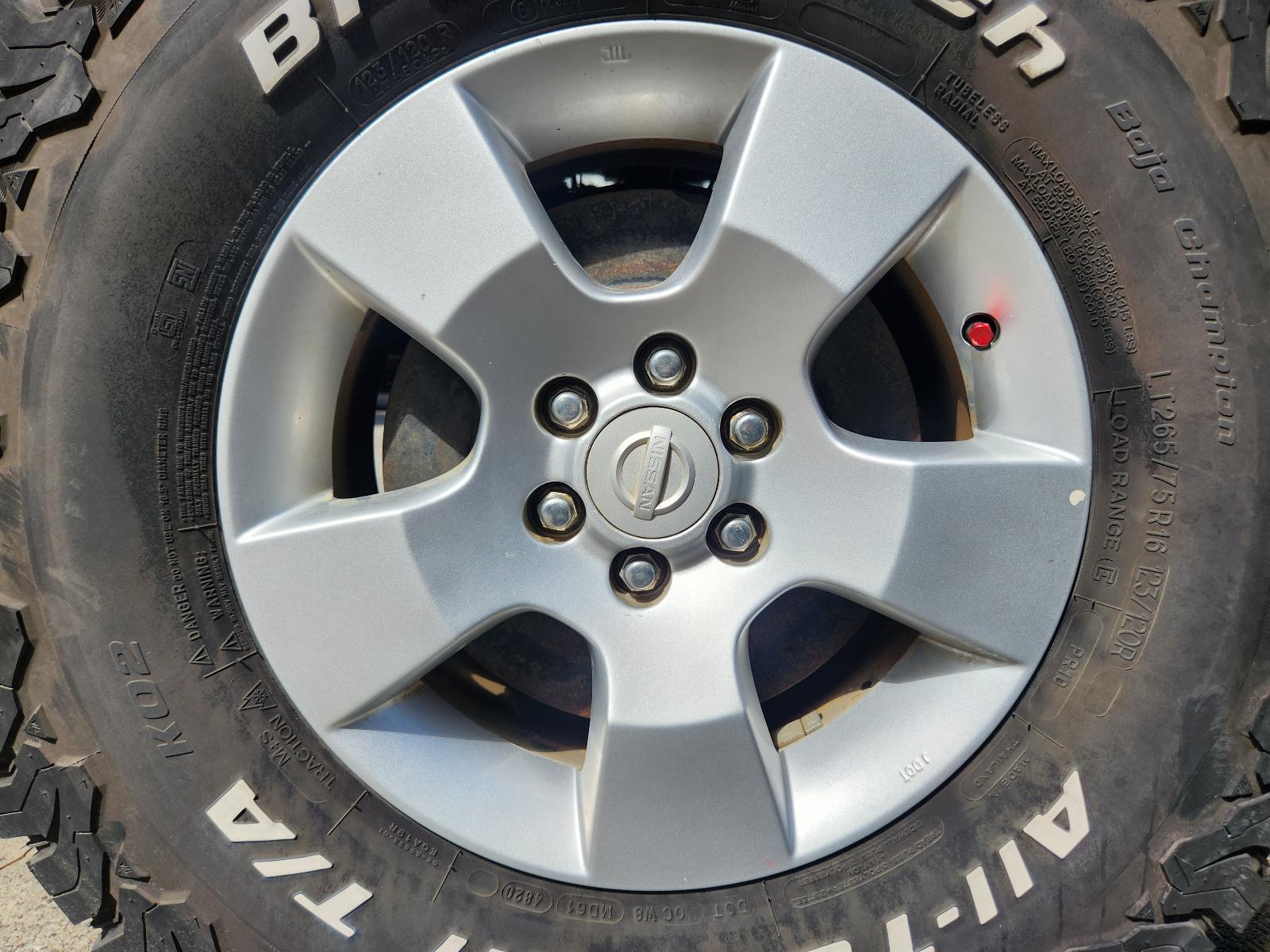 View Nissan Navara 2010 4 Door Utility