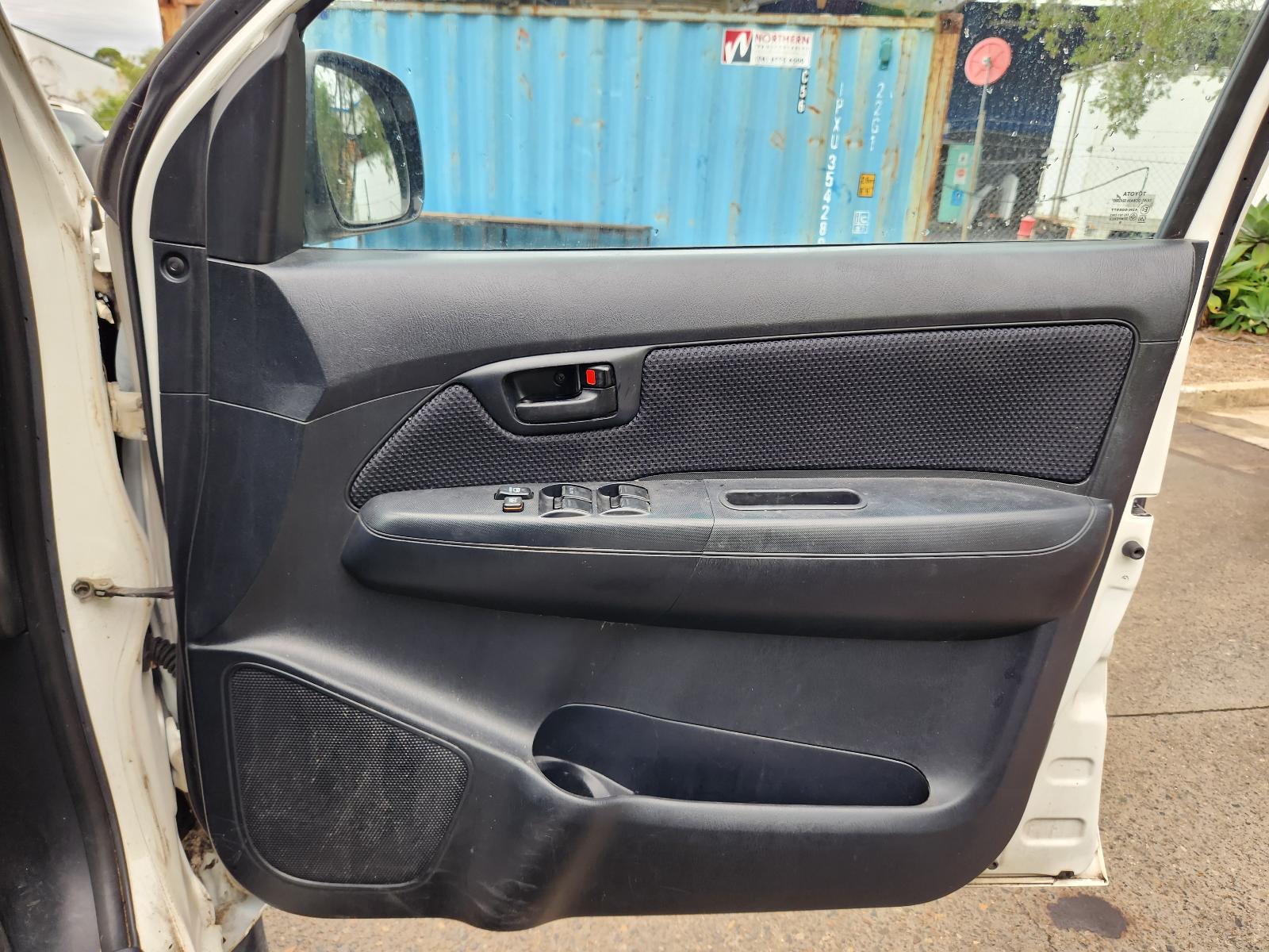 View Toyota Hilux 2015  