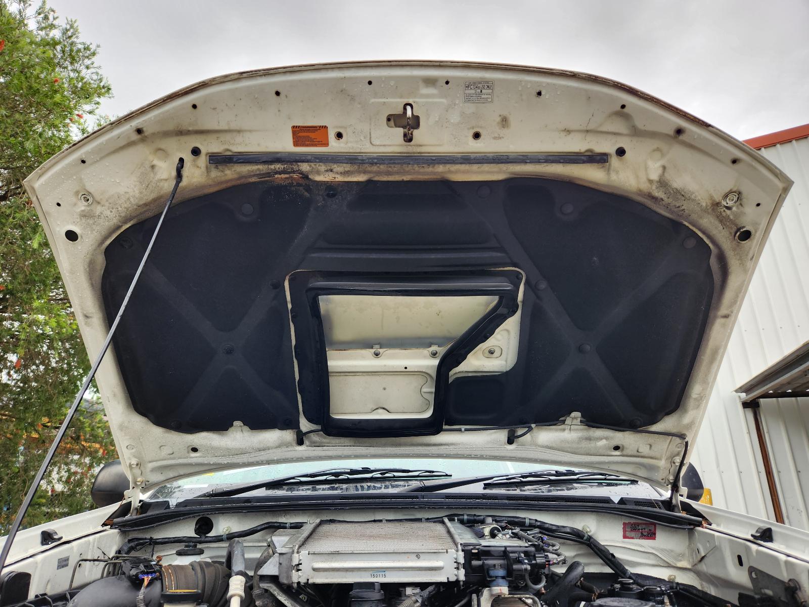 View Toyota Hilux 2015  