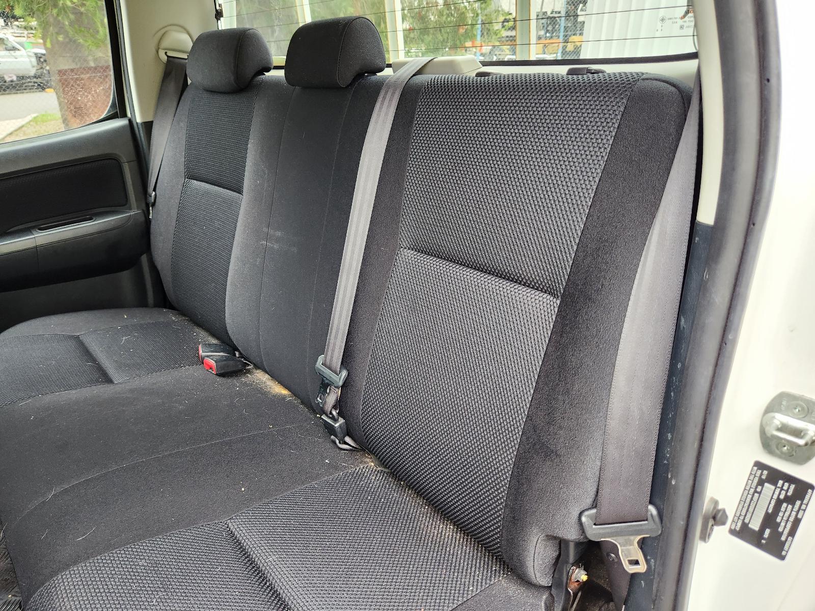 View Toyota Hilux 2015  