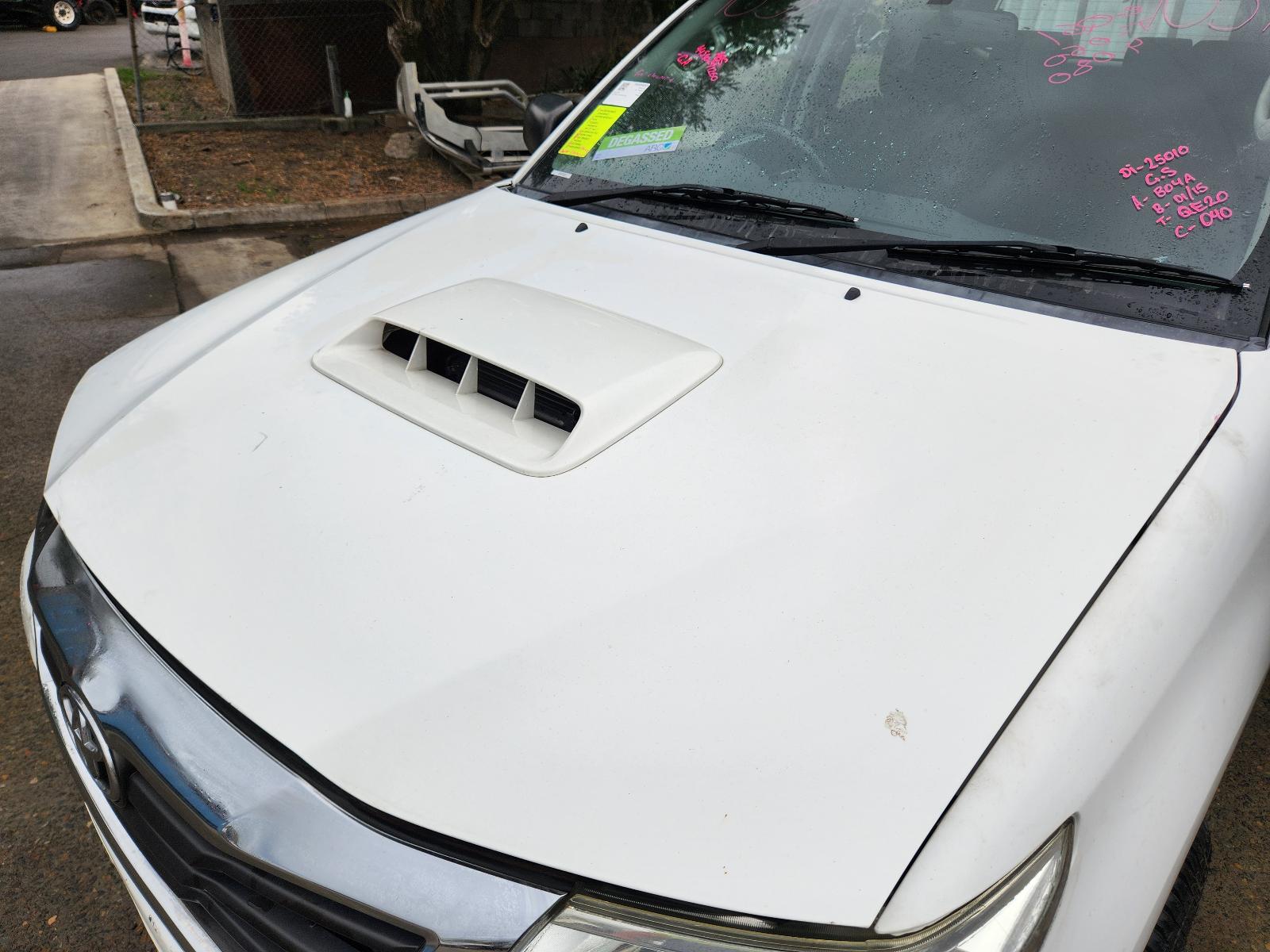 View Toyota Hilux 2015  