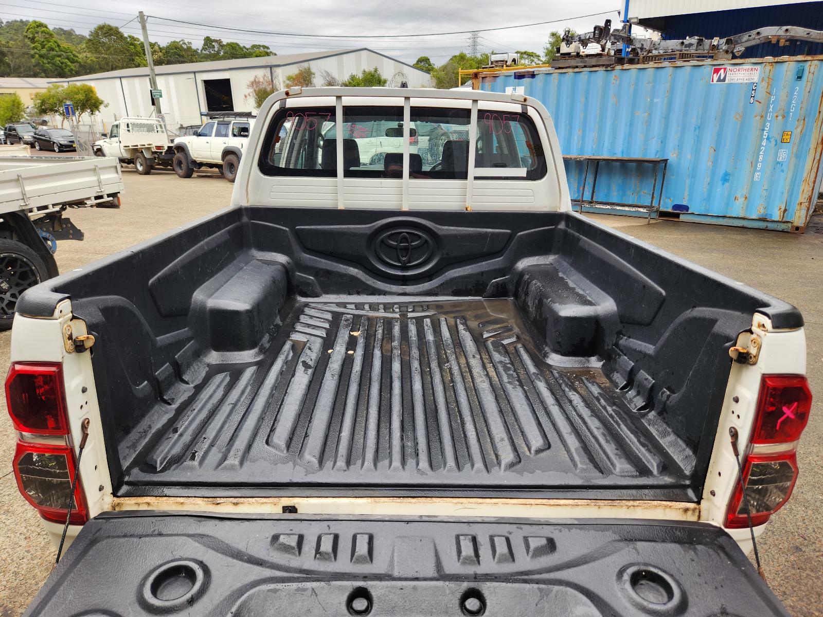 View Toyota Hilux 2015  