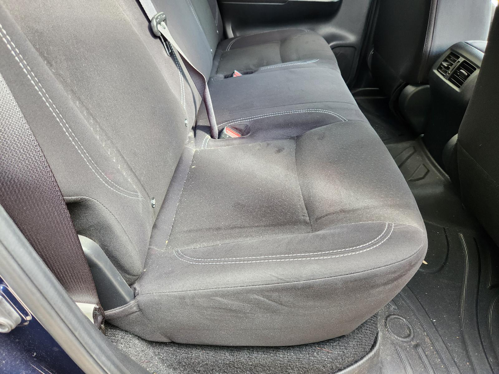 View Nissan Navara 2019  