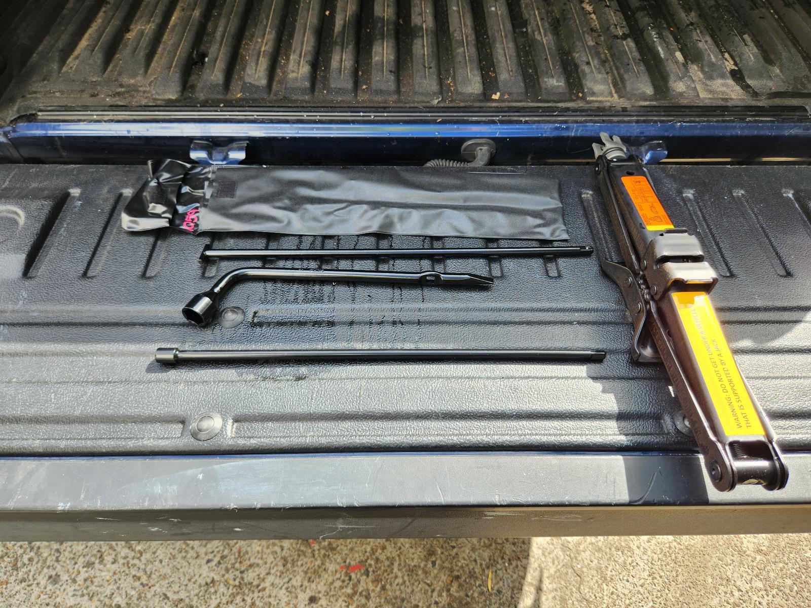 View Nissan Navara 2019  