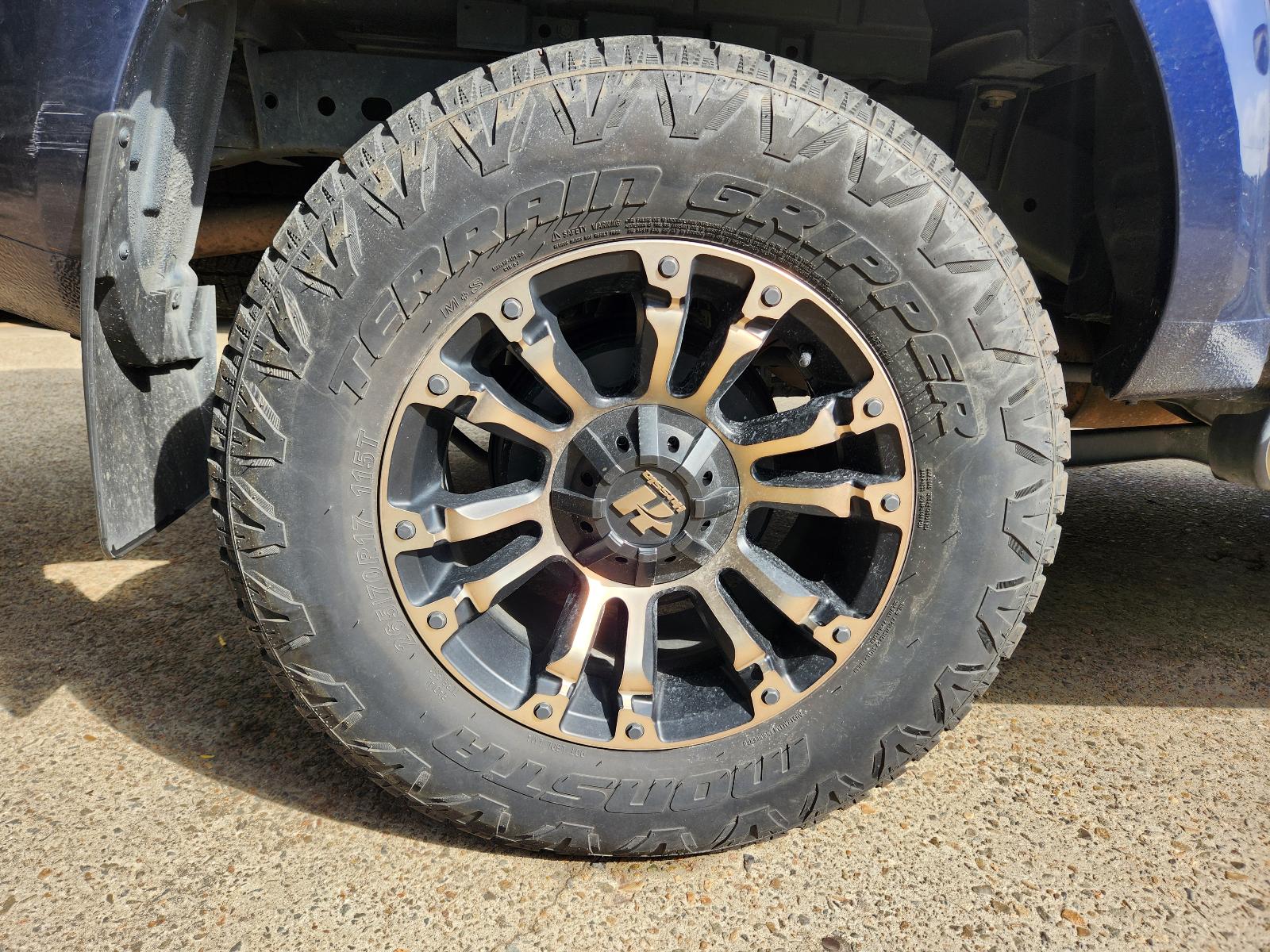 View Nissan Navara 2019  