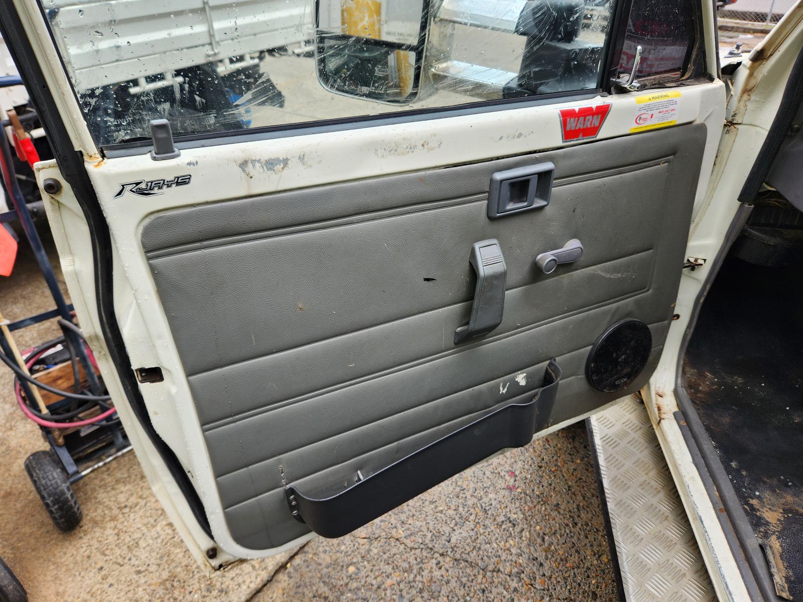 Toyota Landcruiser 2004 2 Door Pickup View Toyota Landcruiser 2004 2 Door Pickup