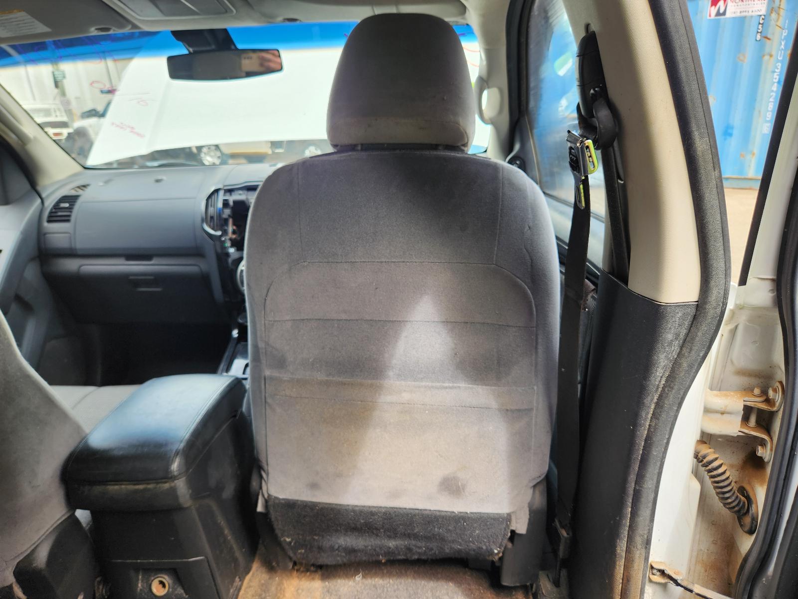 View Holden Colorado 2016  