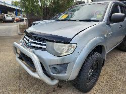 View Mitsubishi Triton 2009  