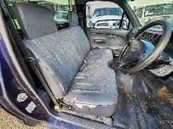 View Toyota Hilux 2004  