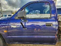 View Toyota Hilux 2004  