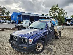 View Auto part A/C Condenser Toyota Hilux 2004