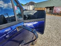 View Toyota Hilux 2004  