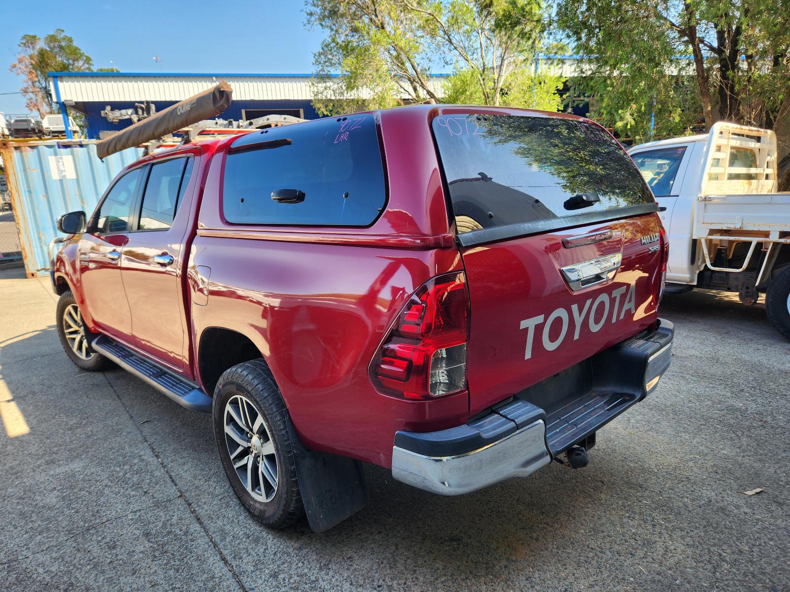 View Toyota Hilux 2018  