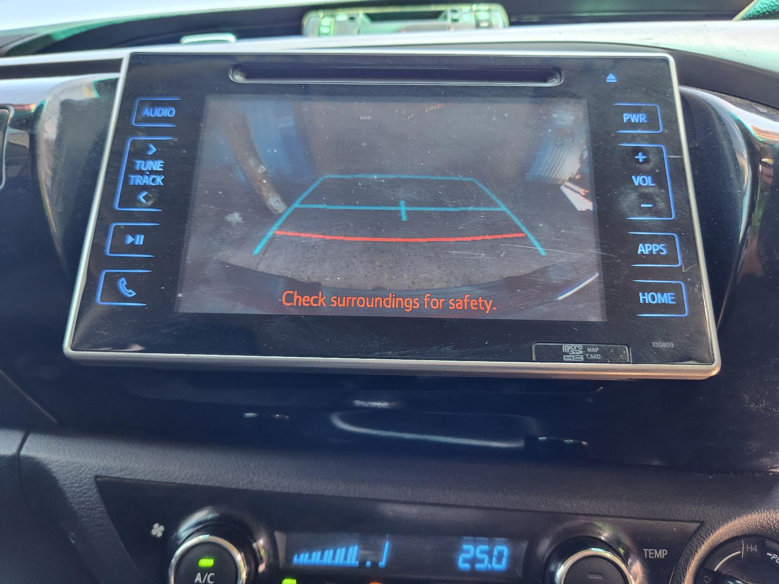 View Toyota Hilux 2018  