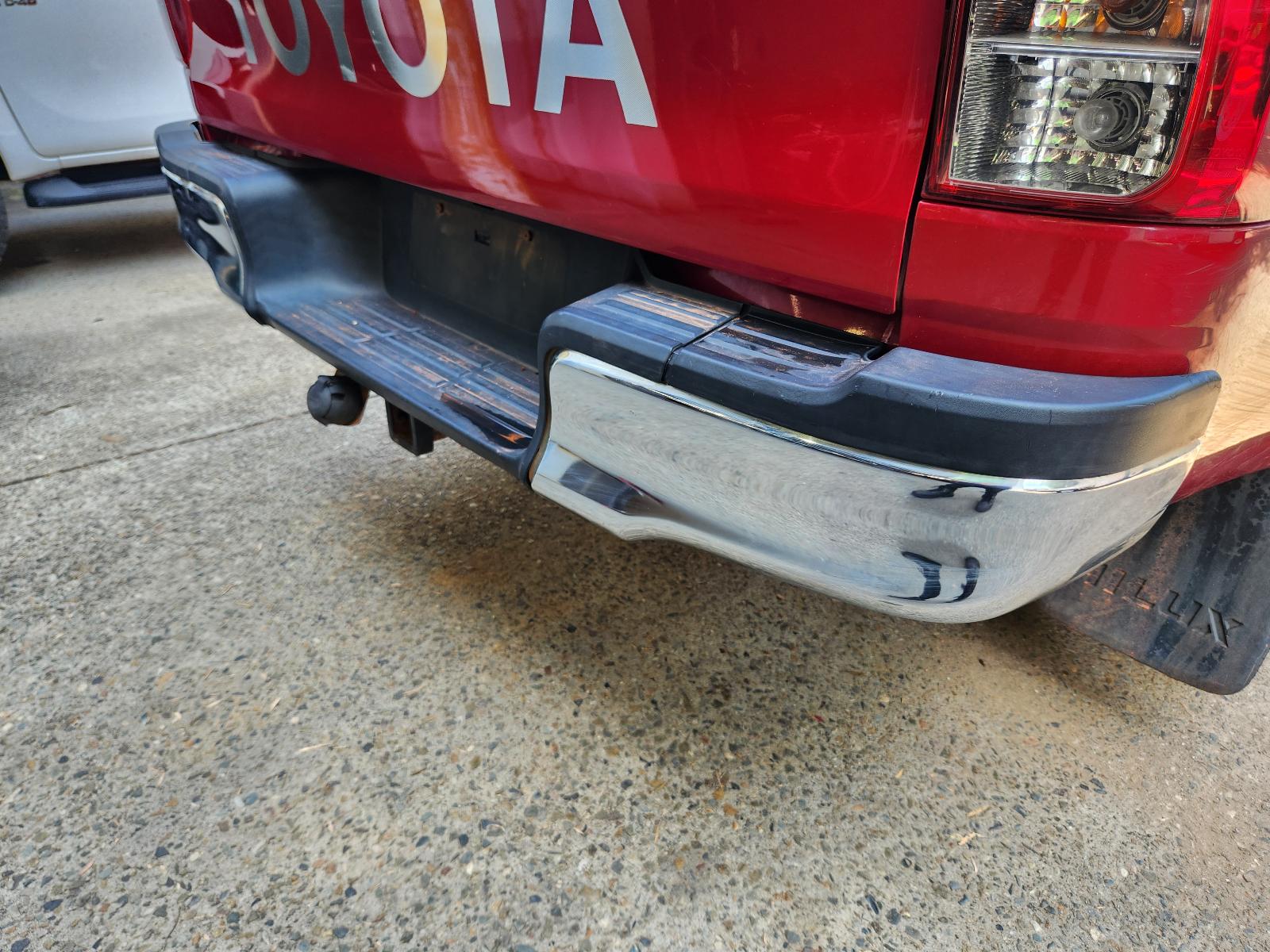 View Toyota Hilux 2018  