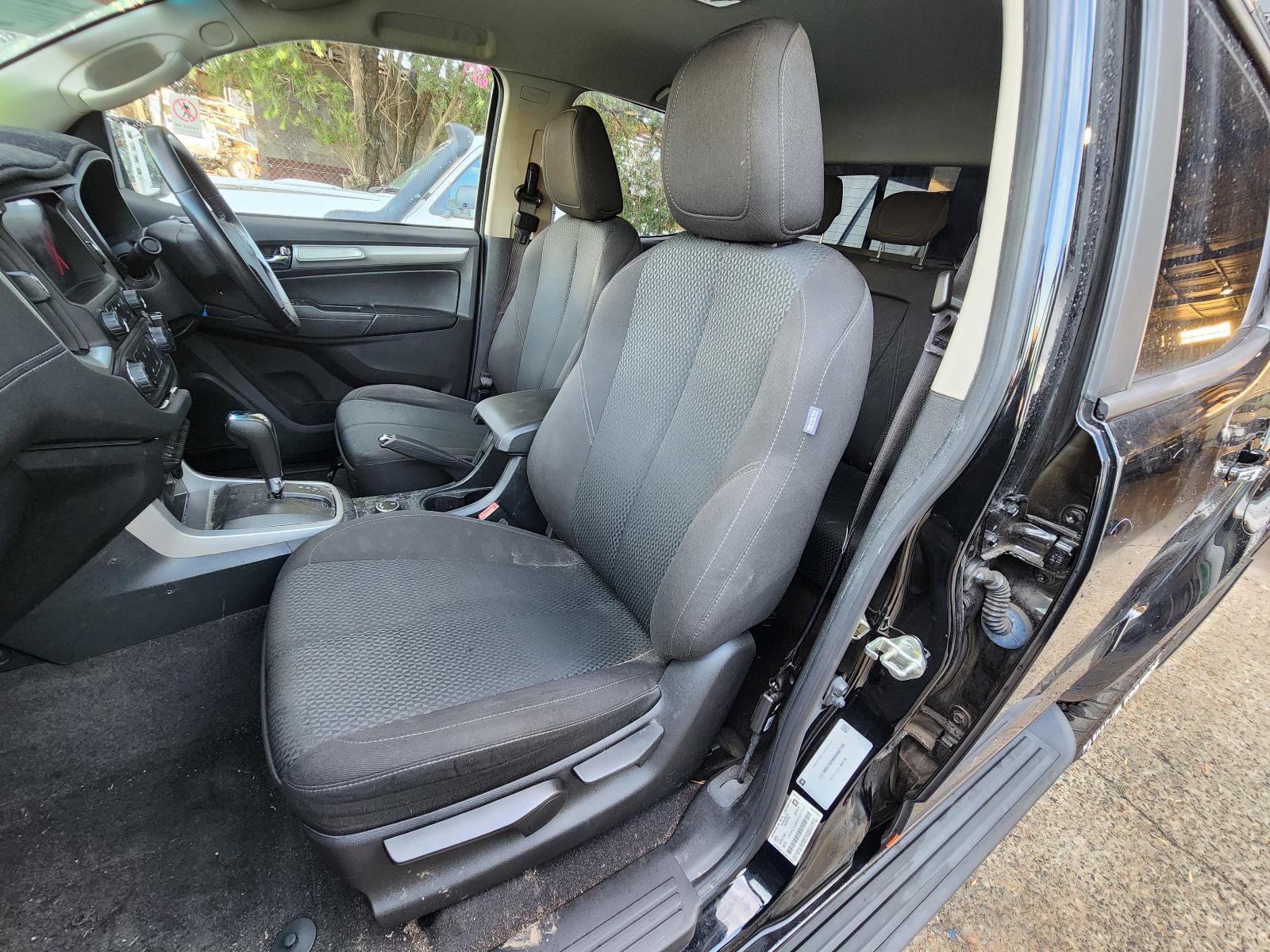 View Holden Colorado 2018  