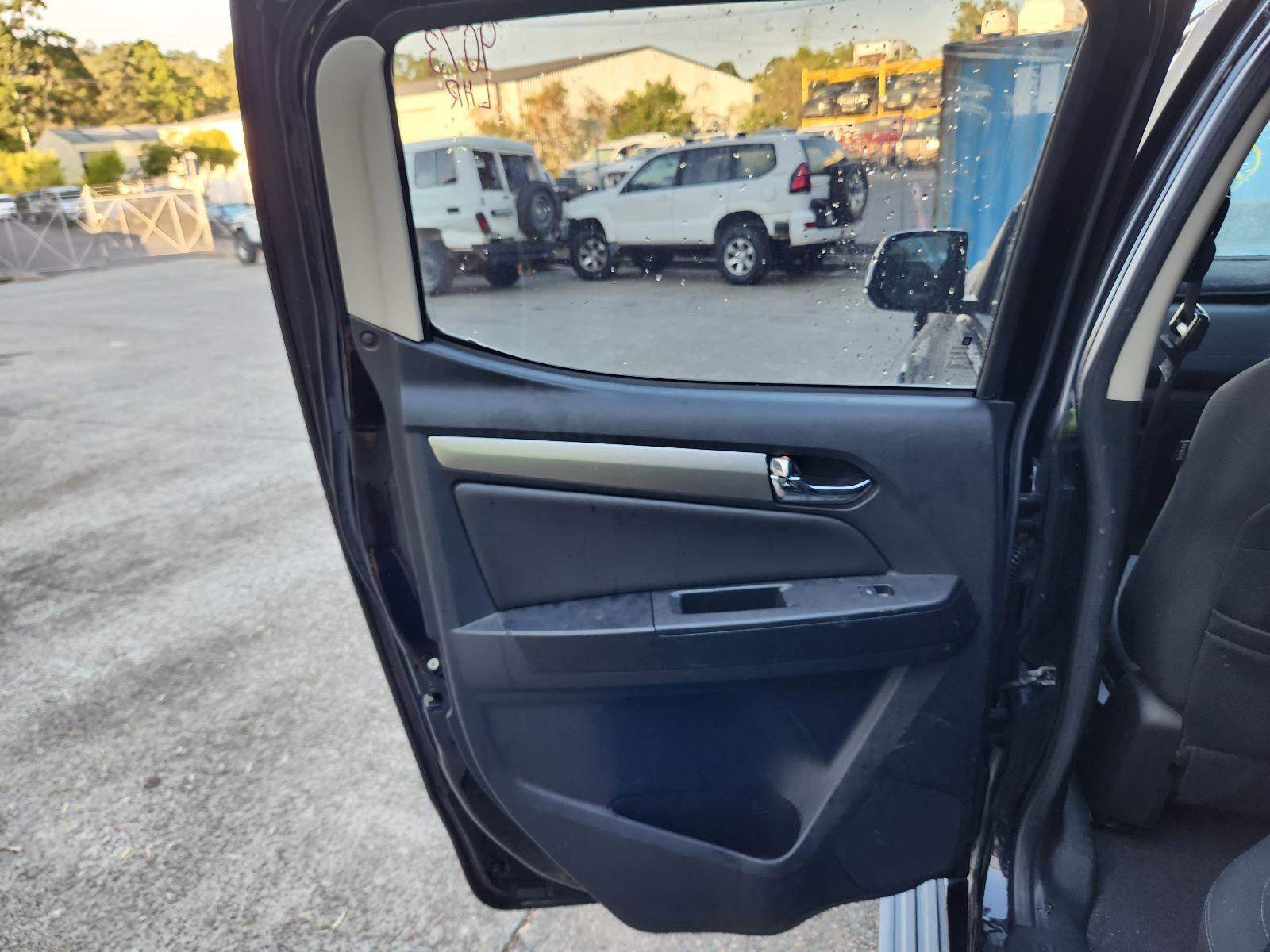 View Holden Colorado 2018  