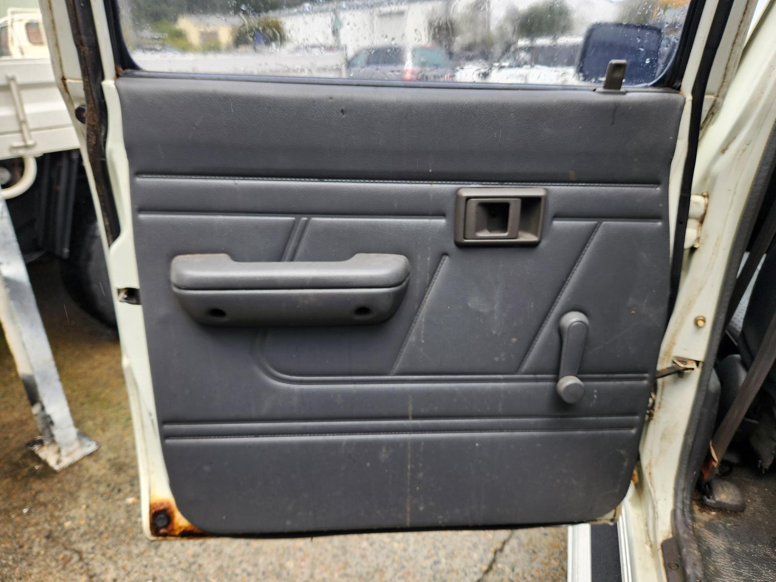 Toyota Hilux 1992 4 Door Utility View Toyota Hilux 1992 4 Door Utility