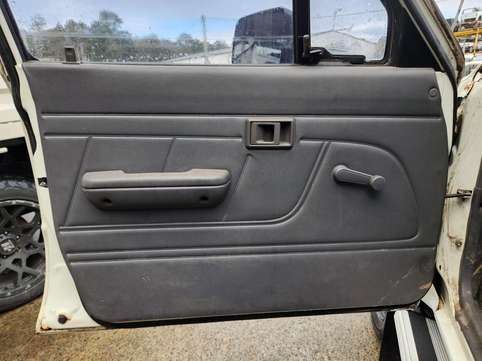Toyota Hilux 1992 4 Door Utility View Toyota Hilux 1992 4 Door Utility