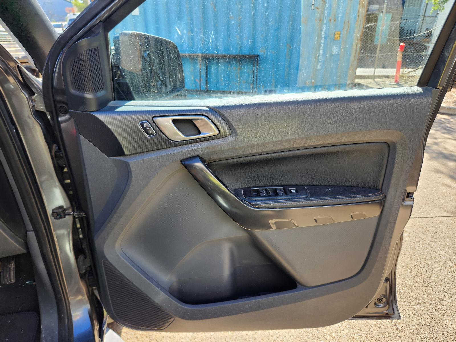 View Ford Ranger 2016  