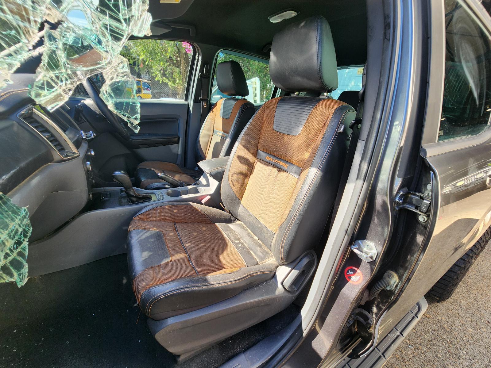 View Ford Ranger 2016  