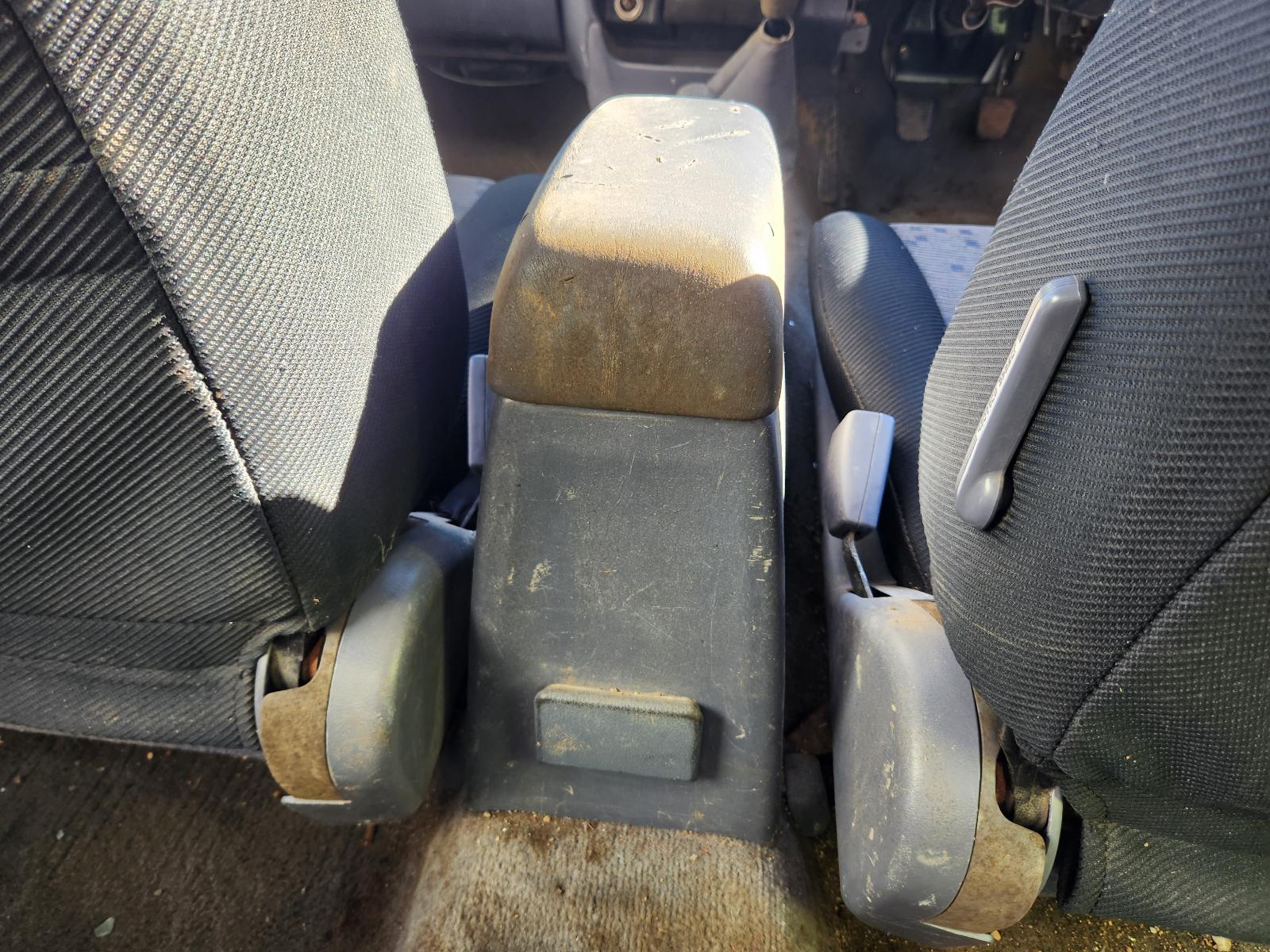 Toyota Hilux 2004 4 Door Utility View Toyota Hilux 2004 4 Door Utility