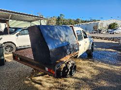 View Toyota Hilux 2004 4 Door Utility