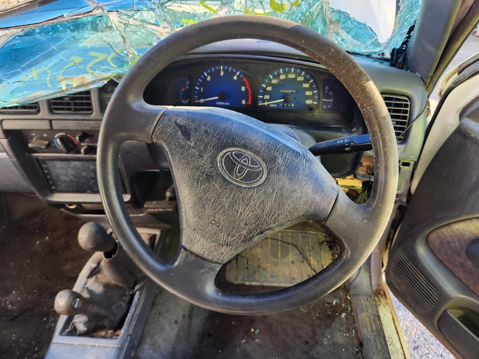Toyota Hilux 2004 4 Door Utility View Toyota Hilux 2004 4 Door Utility