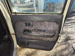 View Toyota Hilux 2004 4 Door Utility