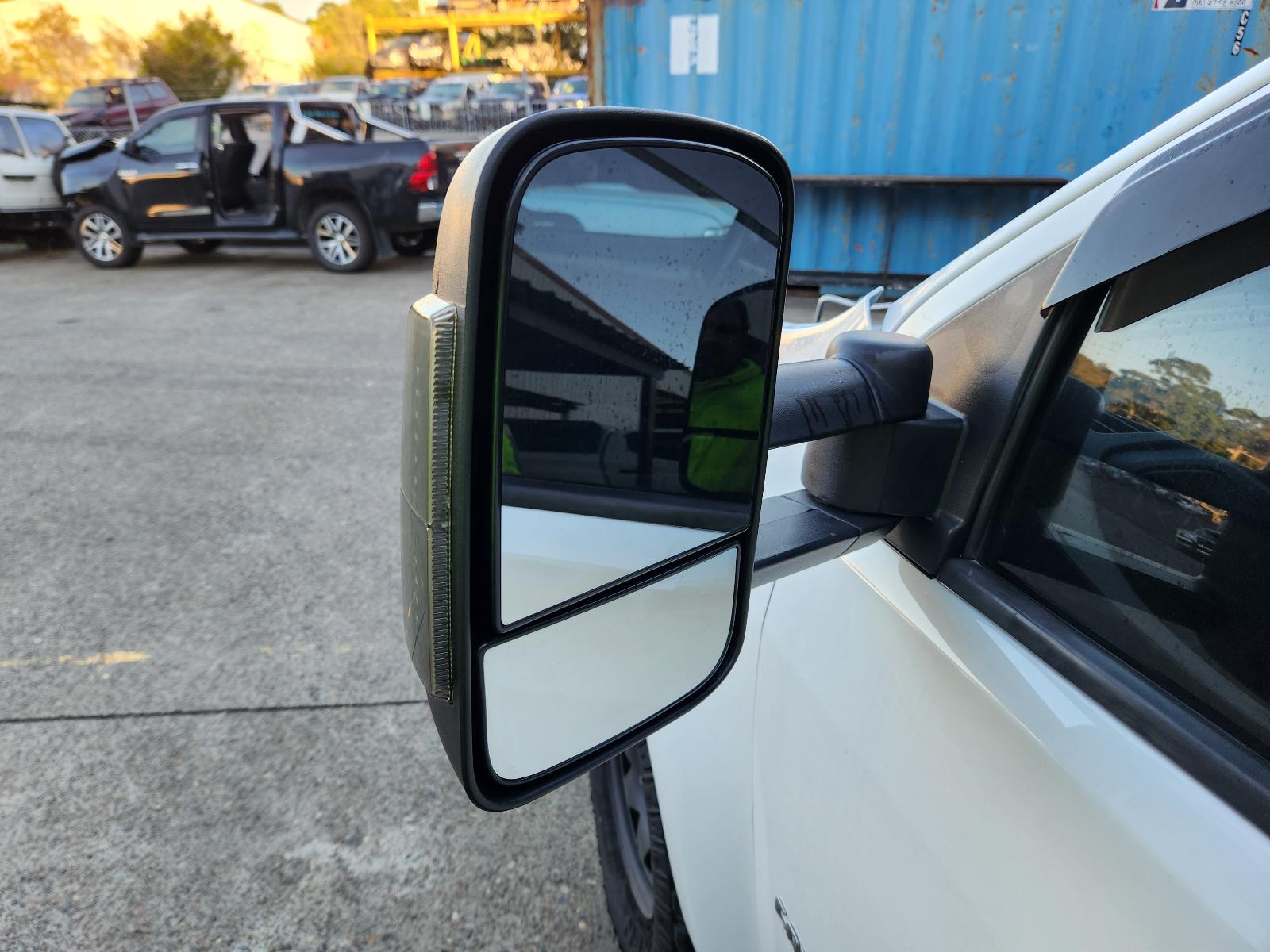 View Holden Colorado 2017  