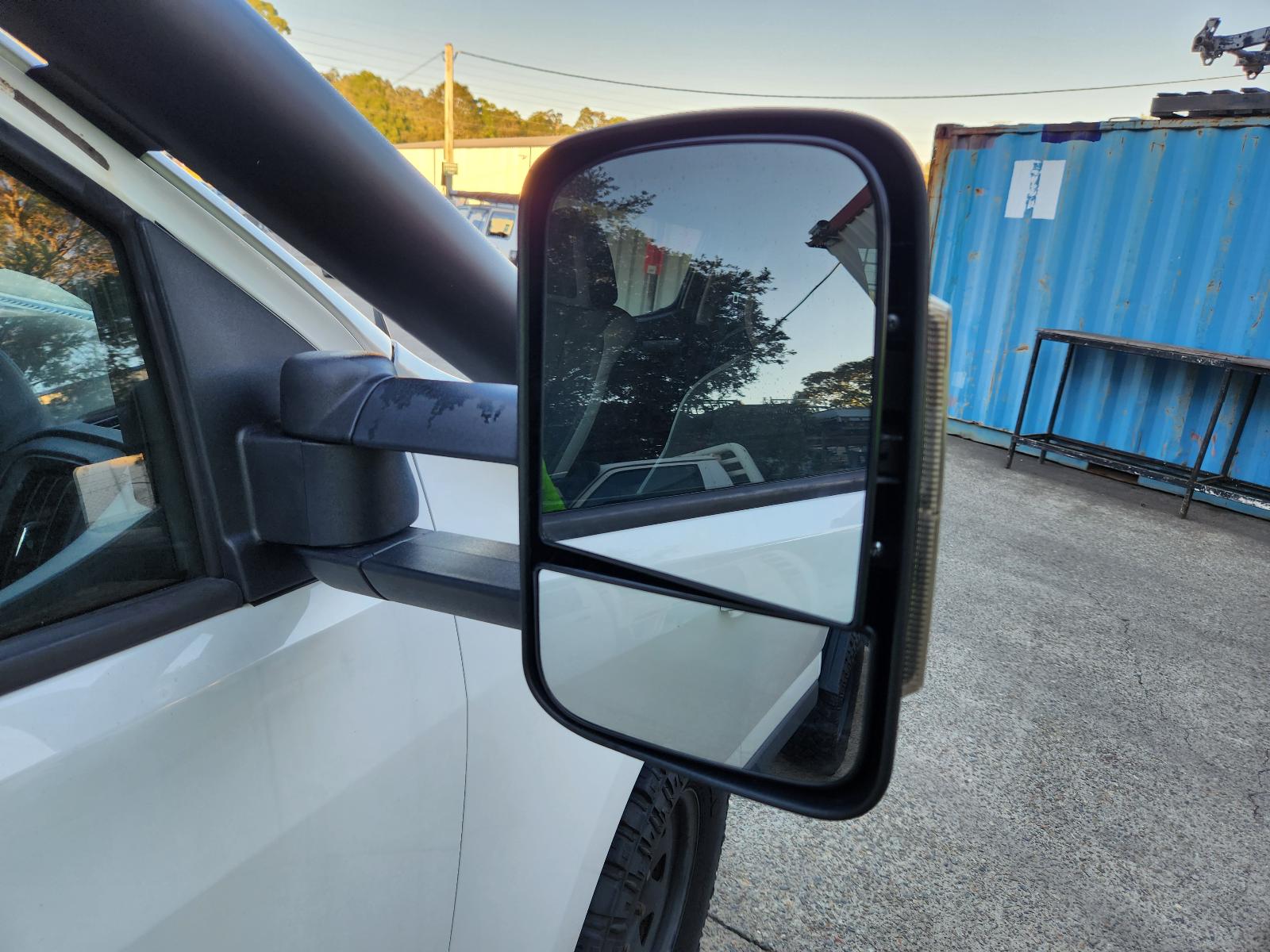 View Holden Colorado 2017  