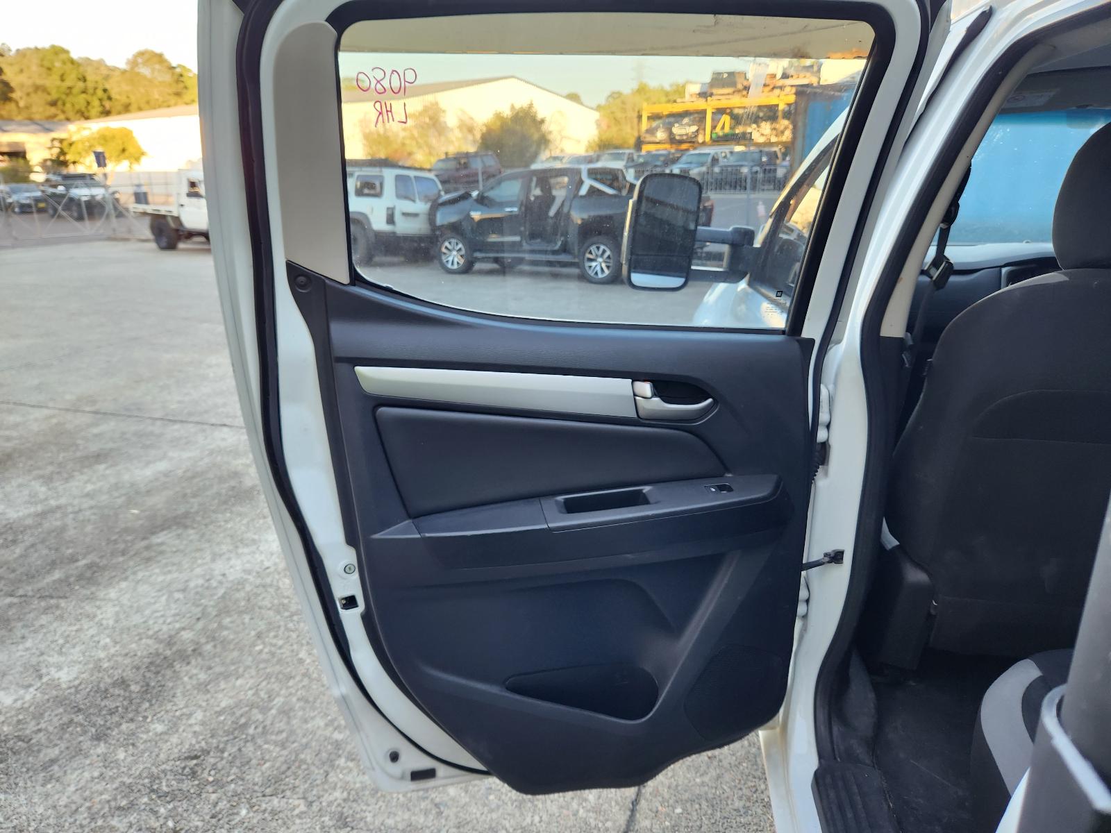View Holden Colorado 2017  