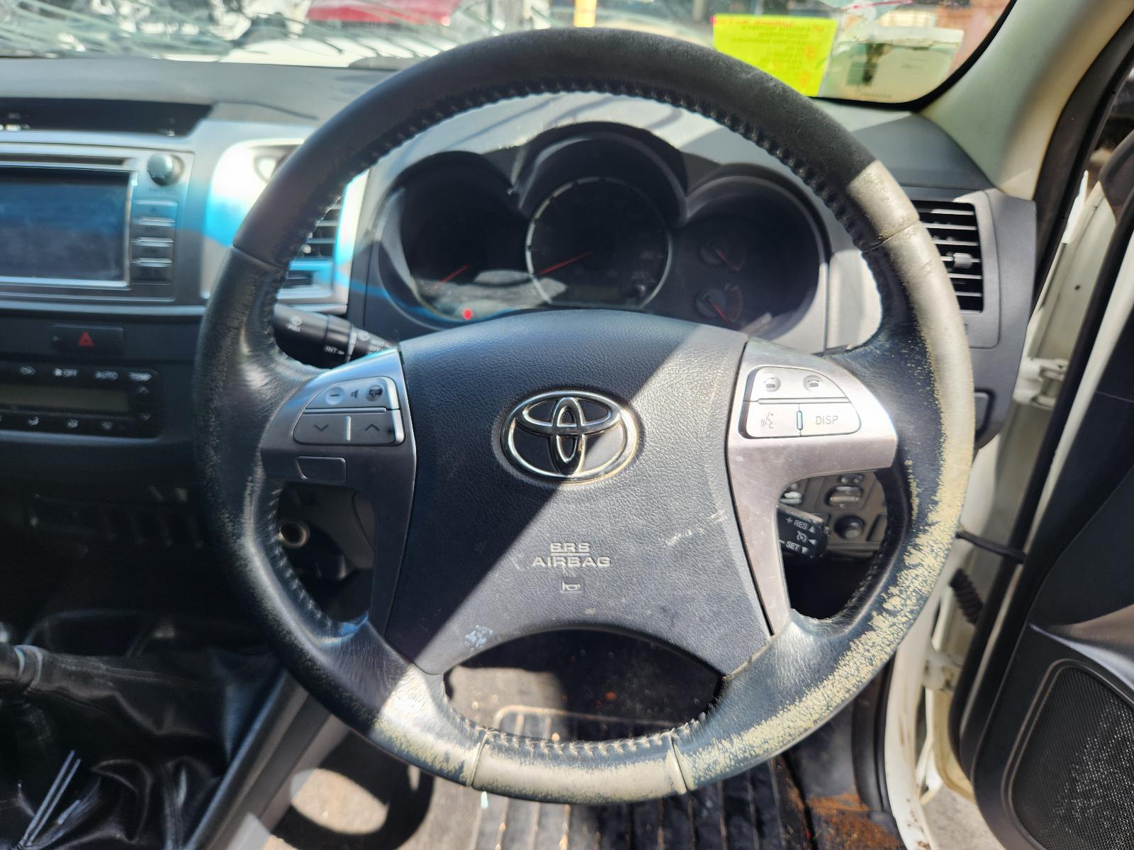 View Toyota Hilux 2014  