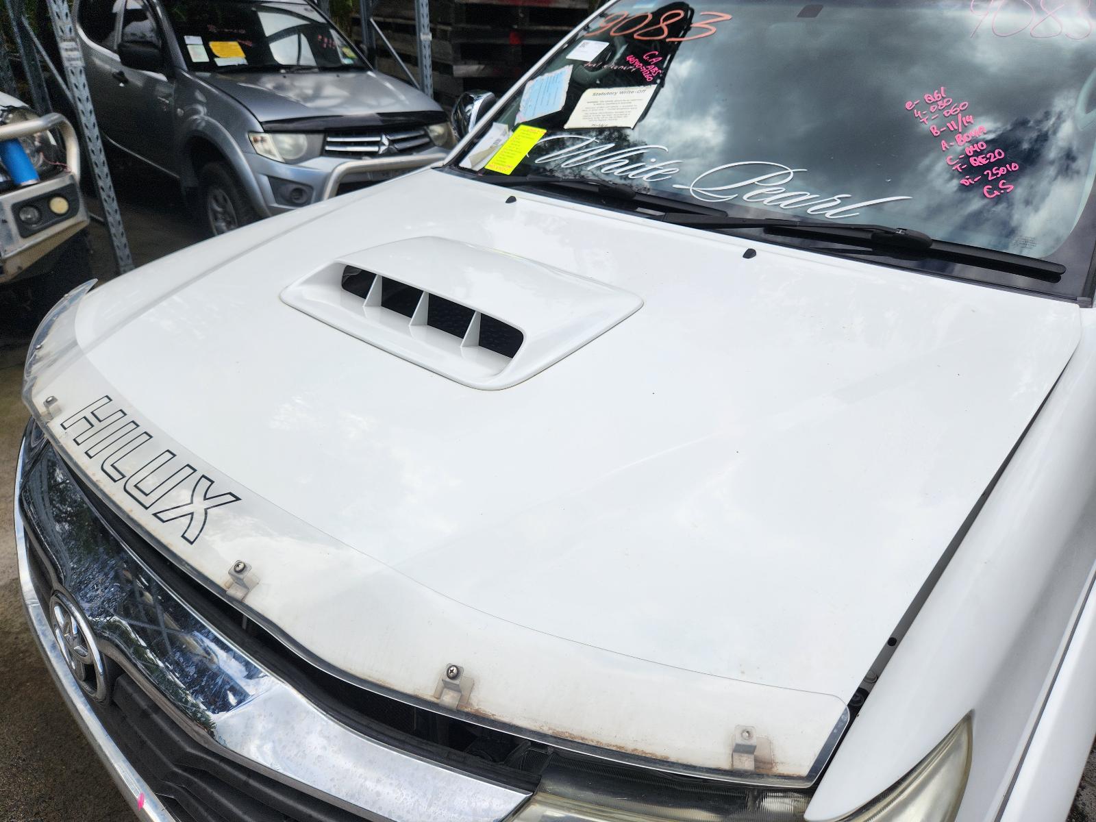 View Toyota Hilux 2014  