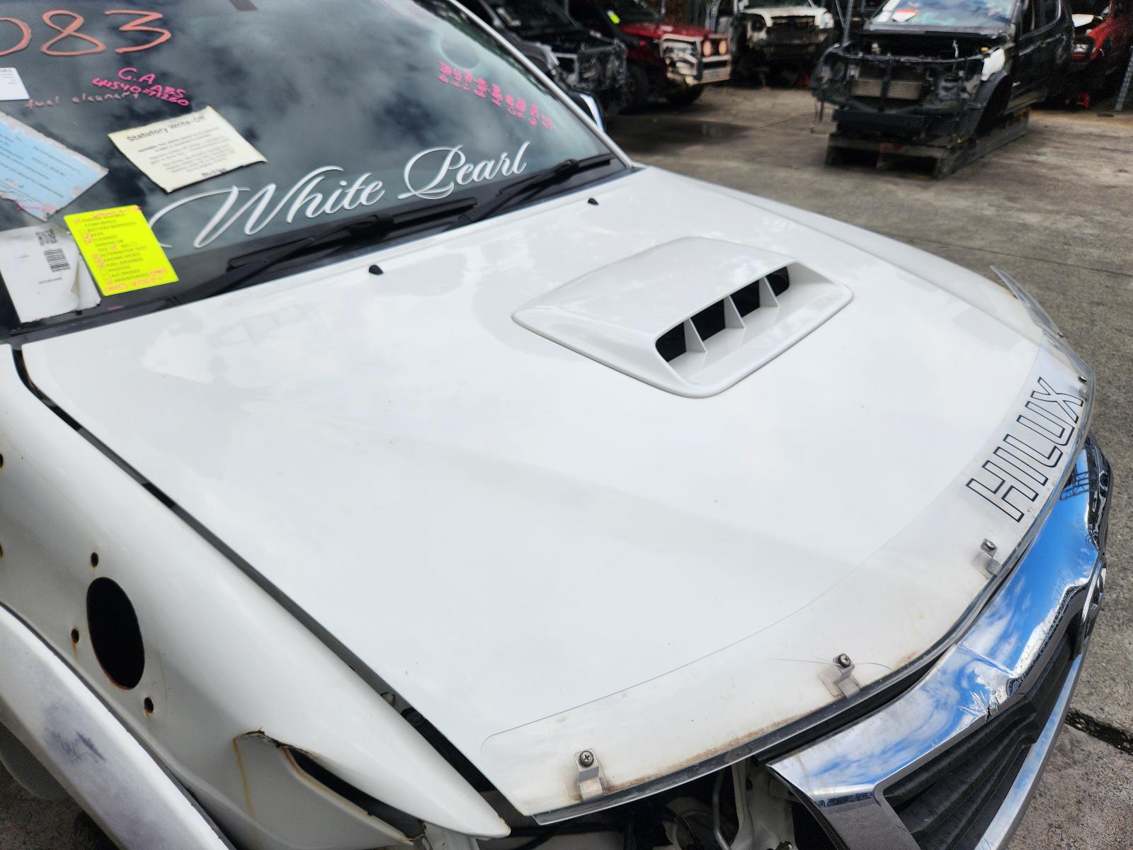 View Toyota Hilux 2014  