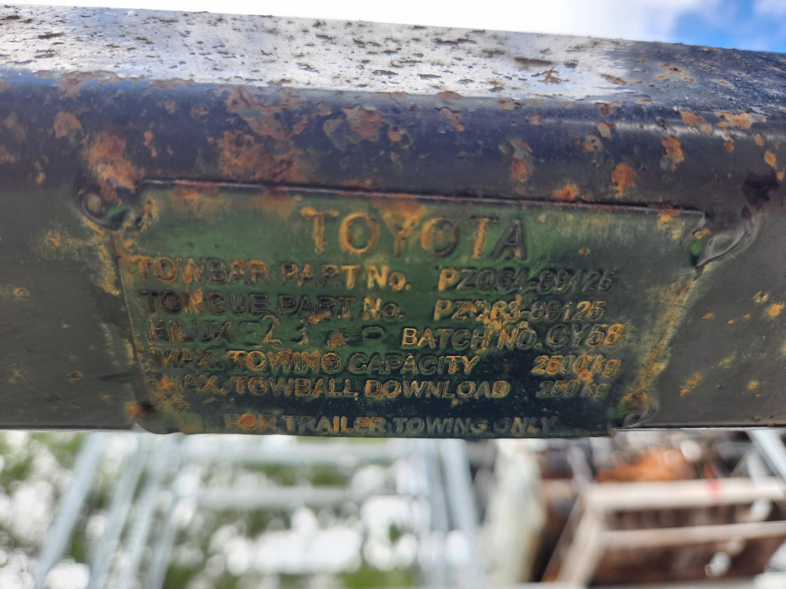 View Toyota Hilux 2014  